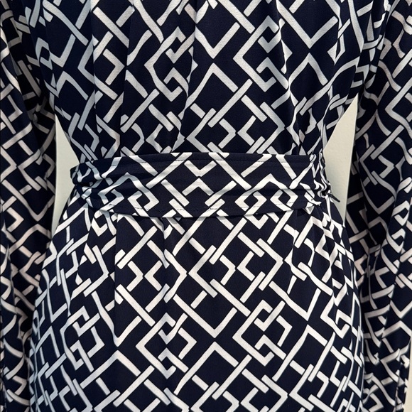 Jones New York Navy and White Patterned Long Sleeve Belted Dress Size 10 - Picture 5 of 10